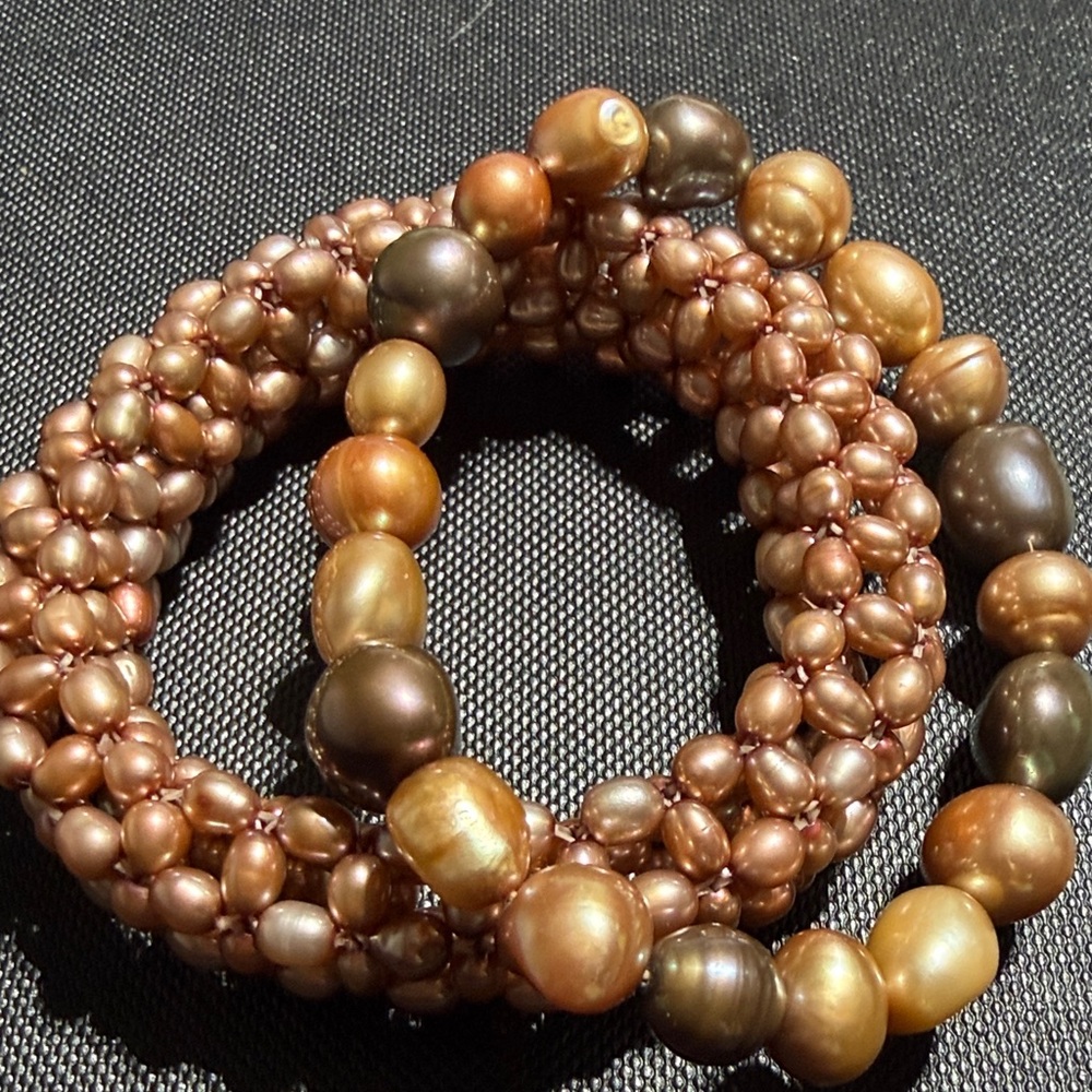 Elegant Honora Stretch Pearl Bracelet Set in Gold Brown Champagne (1)